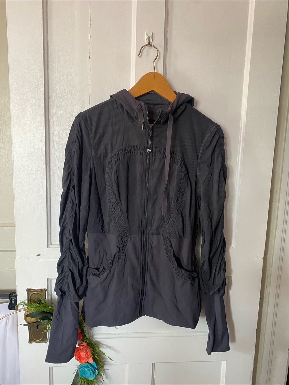 lululemon athletica Charcoal Gray Hooded Zip Reversible Jacket